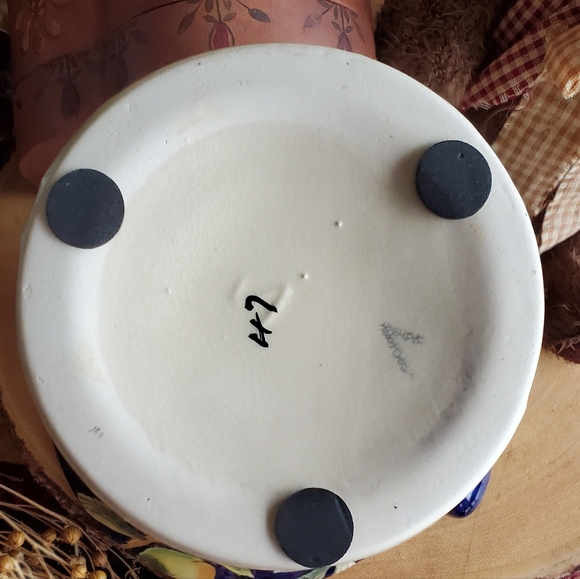 Vintage Handpainted Blue Botanical Vase - Picture 4 of 4